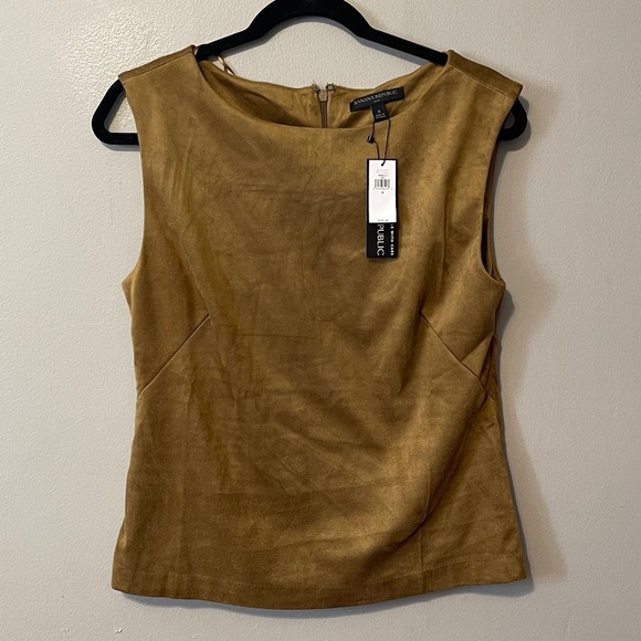 NWT Banana Republic Suede Top‎ - Picture 2 of 3